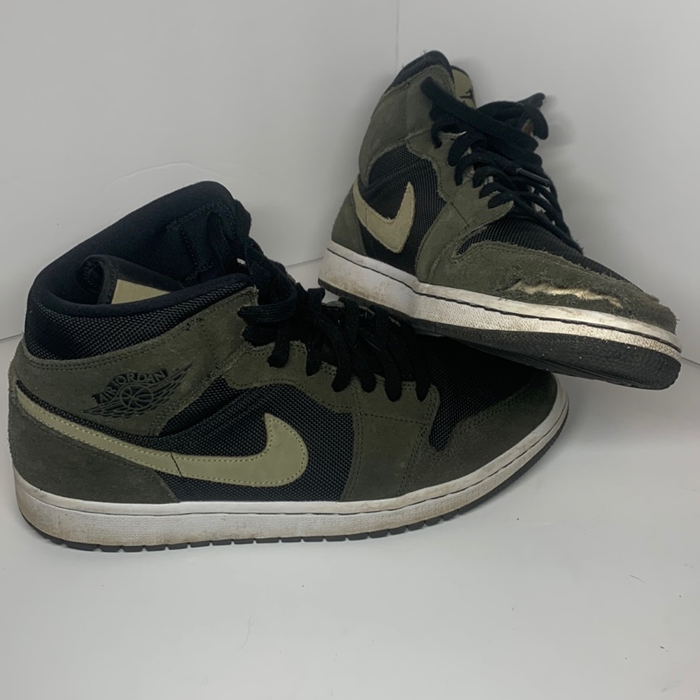 AJ1 mids